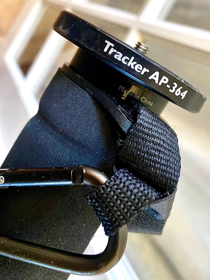 Vanguard Tracker AP-364 Monopod Aluminum Alloy Adjustable Rubber Ft -3 Stage Leg - Image 3 of 4