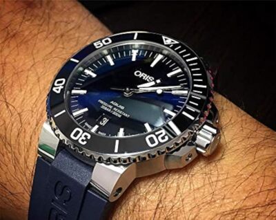 ORIS Aquis Date