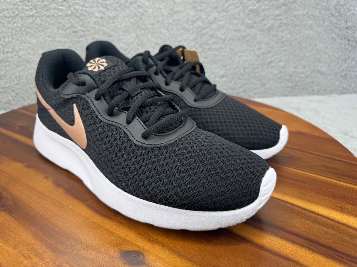 nike tanjun purple gold