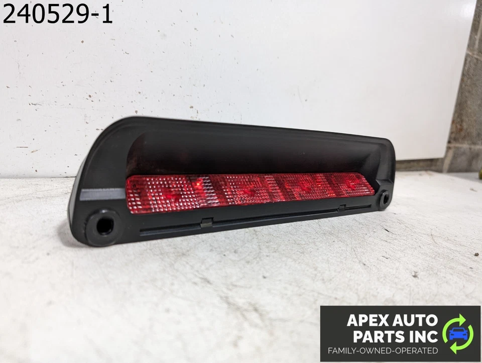 Tercera tercera luz de freno Isuzu Rodeo 2001 OEM 3,2 L Foto 2 de 4