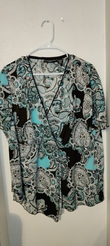 Damen Übergröße 3X 24W braun blau Paisley Oberteil Crossover Freizeit Kurzarm Shirt - Bild 1 von 3