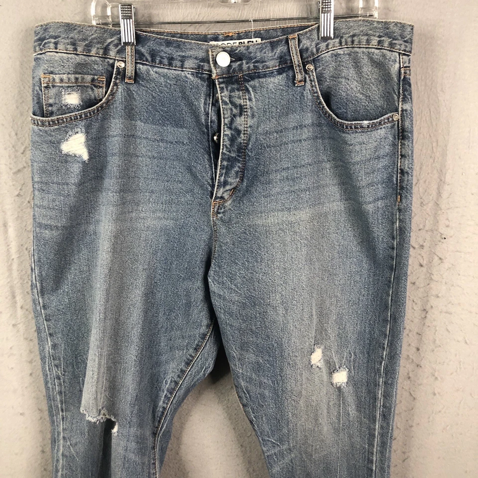Code Bleu Jeans Womens 16 Blue Vintage Tapered Button Fly Fringe Hem Distressed - Image 4 of 4