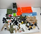 LOT of Vintage GI JOE / SET Pieces and Accessories Toys Clothing Collector