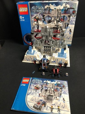 LEGO 4748 Alpha Team Mission Deep Freeze Ogel's Mountain Fortress von 2004