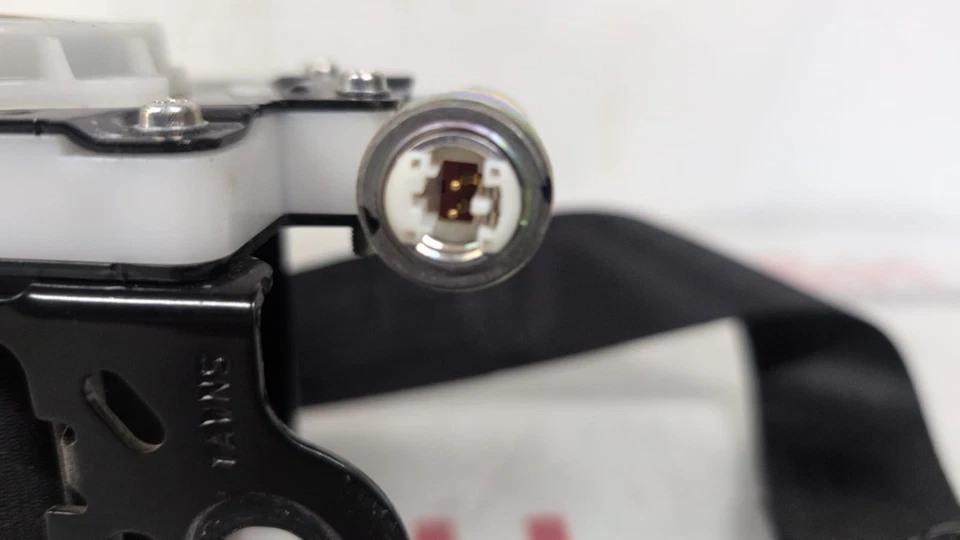 2011 – 2022 Ford Ranger PXII Double Cab Utility Right Front Seat Belt - image 4 of 4