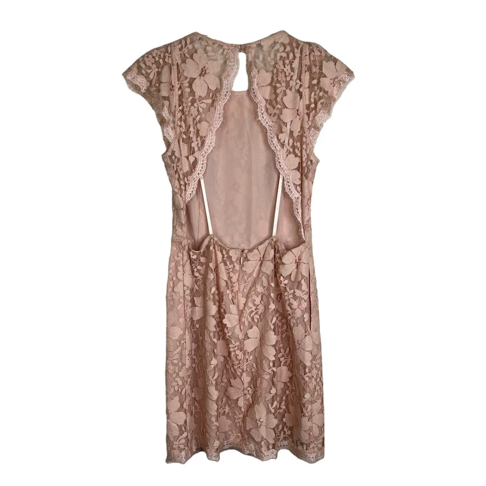 Vestido Vaina BCBGeneration Espalda Abierta Floral Encaje Rosa Rubor Para Mujer 8 Foto 4 de 4