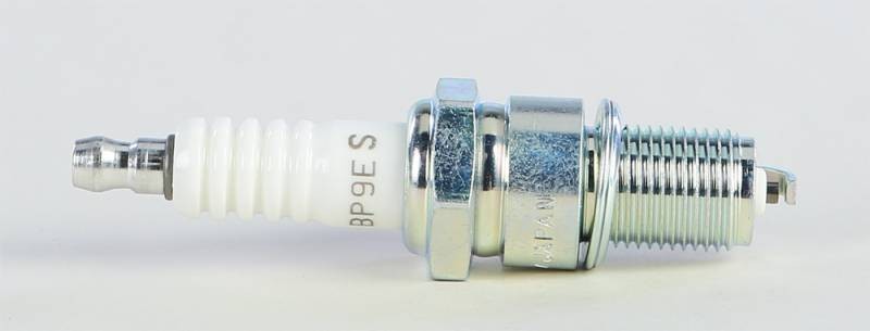 NGK Spark Plug - BP9ES - 7526