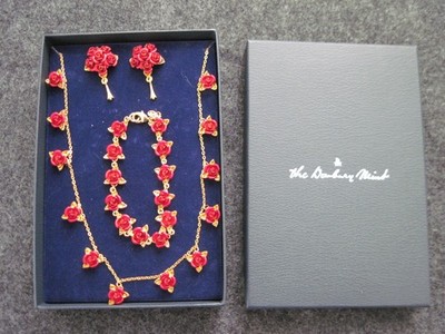 Danbury Mint Red ''Dozen Roses'' Jewelry 3Pc Set~ 18  Necklace~ Bracelet~Earrings
