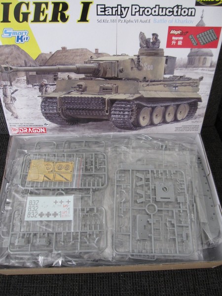 "Tiger I Early Produktion \"Battle Of Kharkov\" Von Dragon Im MaßStab 1:35 *Neu*"-image