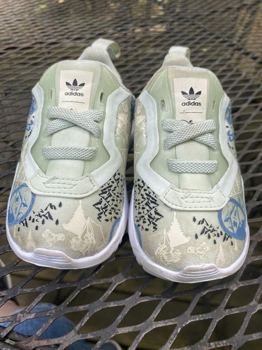Baby Adidas Shoes Size 4 Mint green slip-on - Picture 2 of 8