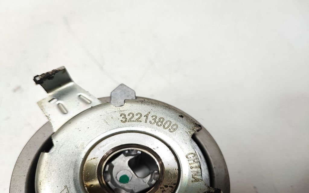 Volvo XC60 2016 Diesel alternator belt tensioner 32213809 LGV51147 eBay