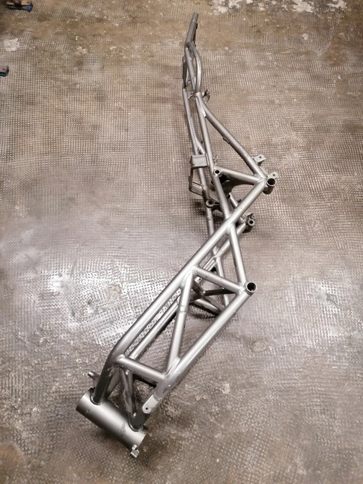 Telaio Ducati Monster S4r 1000 2001 Con Documenti (radiato Per Estero) — 第 3/4 张图片