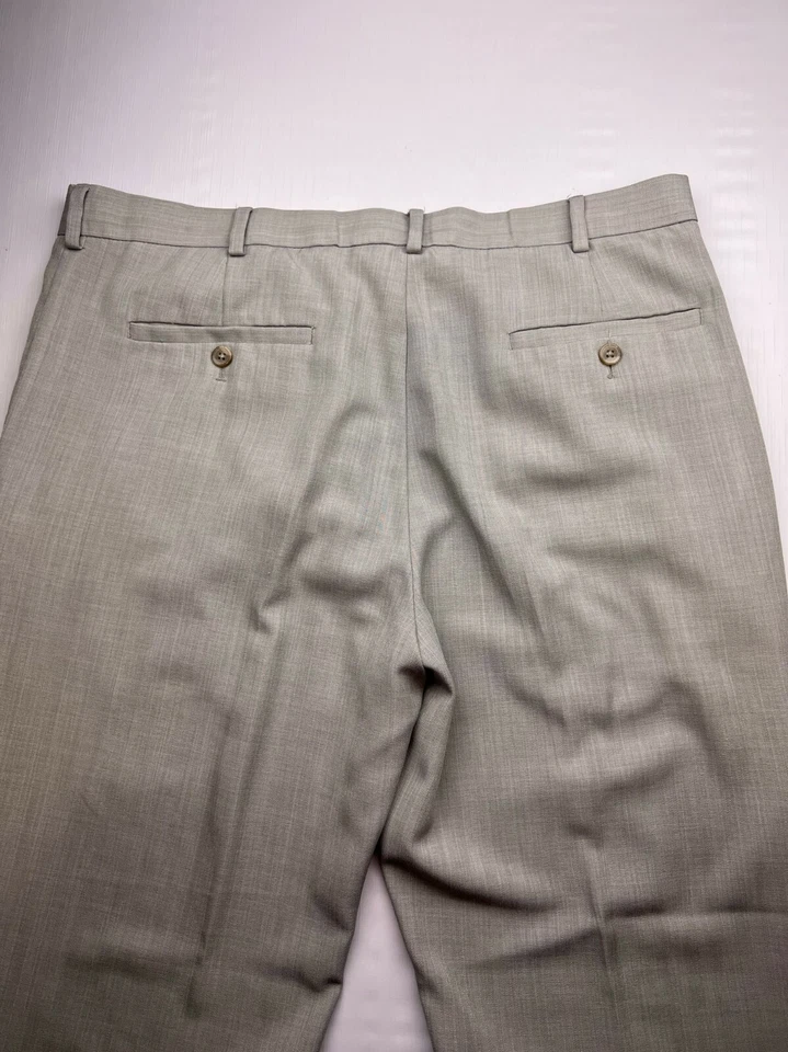 Pantalones de vestir grises de pierna recta Farah para hombre talla 36x32 Foto 3 de 4