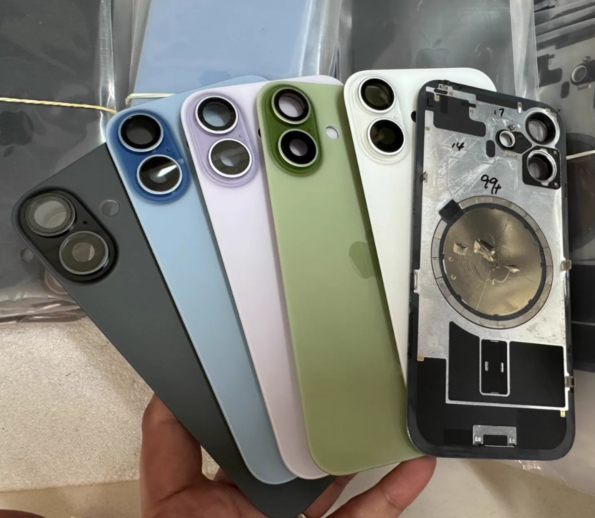 Apple iPhone17 本体 背面ガラス割れあり Buy Genuine Original iPhone 17 Back Glass Rear Cover Replacement