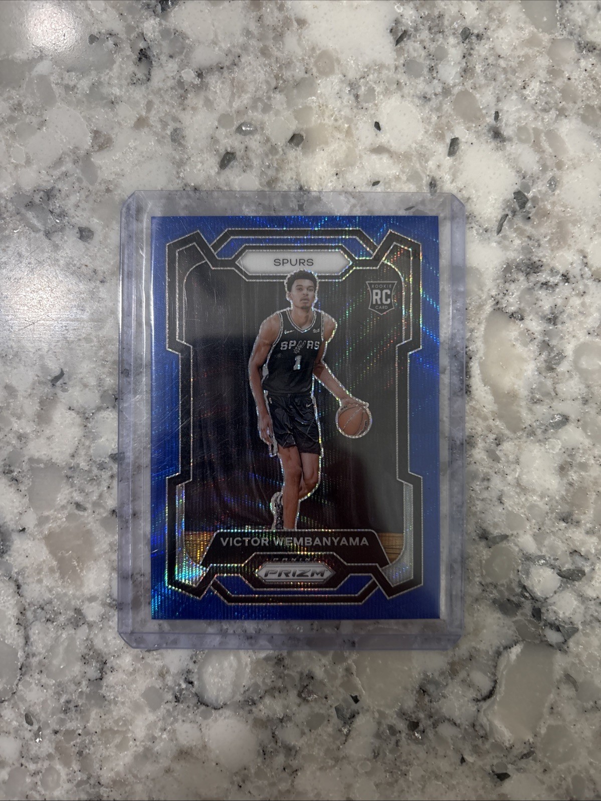 2023-24 Panini Prizm Victor Wembanyama #136 Blue Wave Prizm Rookie RC Spurs
