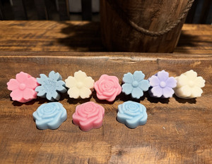 Flower & Rose Shaped wax melts assorted