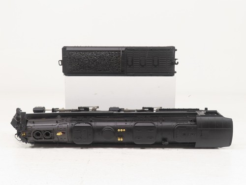 Lionel 6-38091 Northern Pacific 4-6-6-4 Challenger Steam Loco w/TMCC Sounds LN - Picture 8 of 12