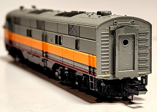 Life-Like N Scale MILWAUKEE ROAD E-7A Loco 17A #7037 BRAND NEW IN BOX-SCARCE - Picture 20 of 21