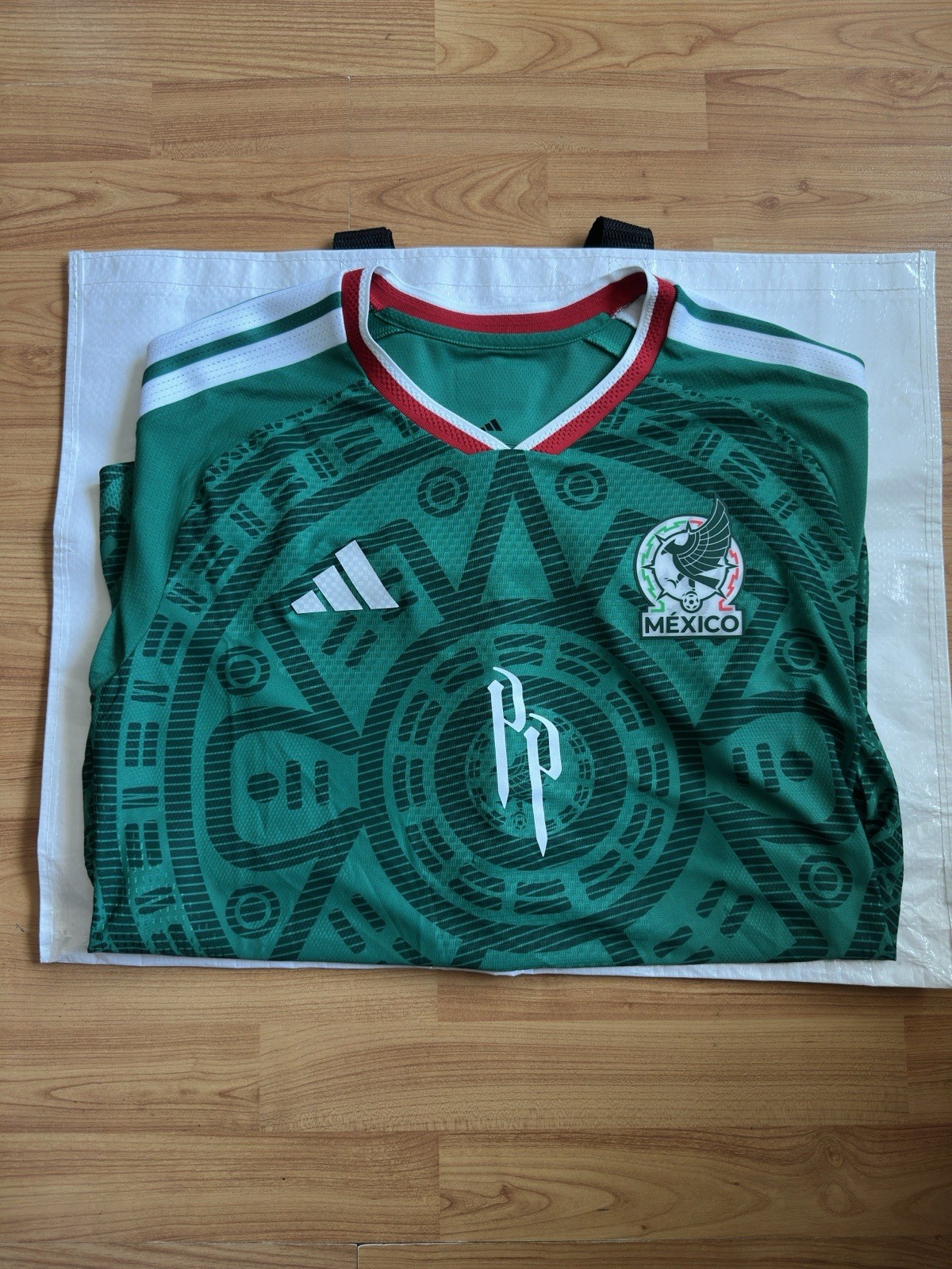 Size XL - adidas Mexico 2026 World Cup Authentic Jersey Peso Pluma *SHIPS TODAY*