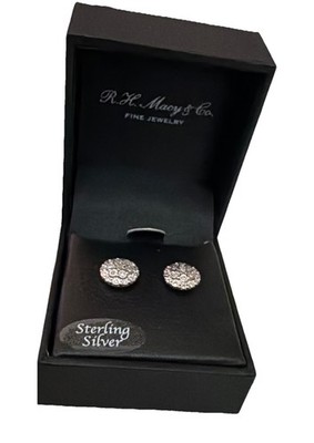Brücke Diamant Ohrringe 1/10ct Sterling Silber Knopf Ohrringe. NEU. RH MACYS