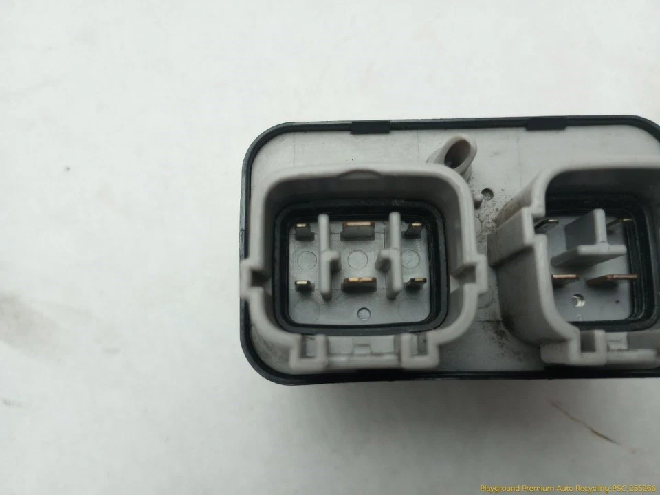 Módulo de relé de tração Toyota 4Runner ABS antibloqueio freio compatível com 1996-2002 96 97 98 - Imagem 4 de 4