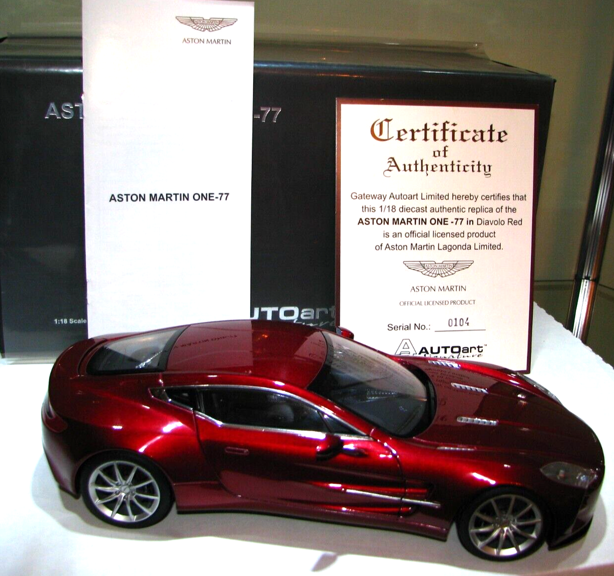 1/18 AUTOART #70245 ASTON MARTIN ONE-77 DIAVOLO RED | eBay 1/18 AUTOART #70245 ASTON MARTIN ONE-77 DIAVOLO RED | eBay