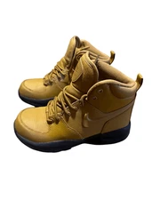 Nike Manoa Leather Boots Shoes BQ5372-700 Wheat YOUTH Size 3.5Y
