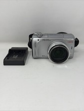 Olympus C-765 Ultra Zoom 4MP Digital Digicam Camera Bundle w/ Battery  Charger