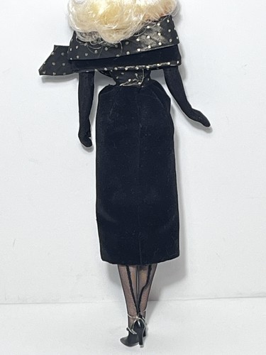 Tenue Barbie Silkstone Black And White Suit - Robert Best - Sans Poupée