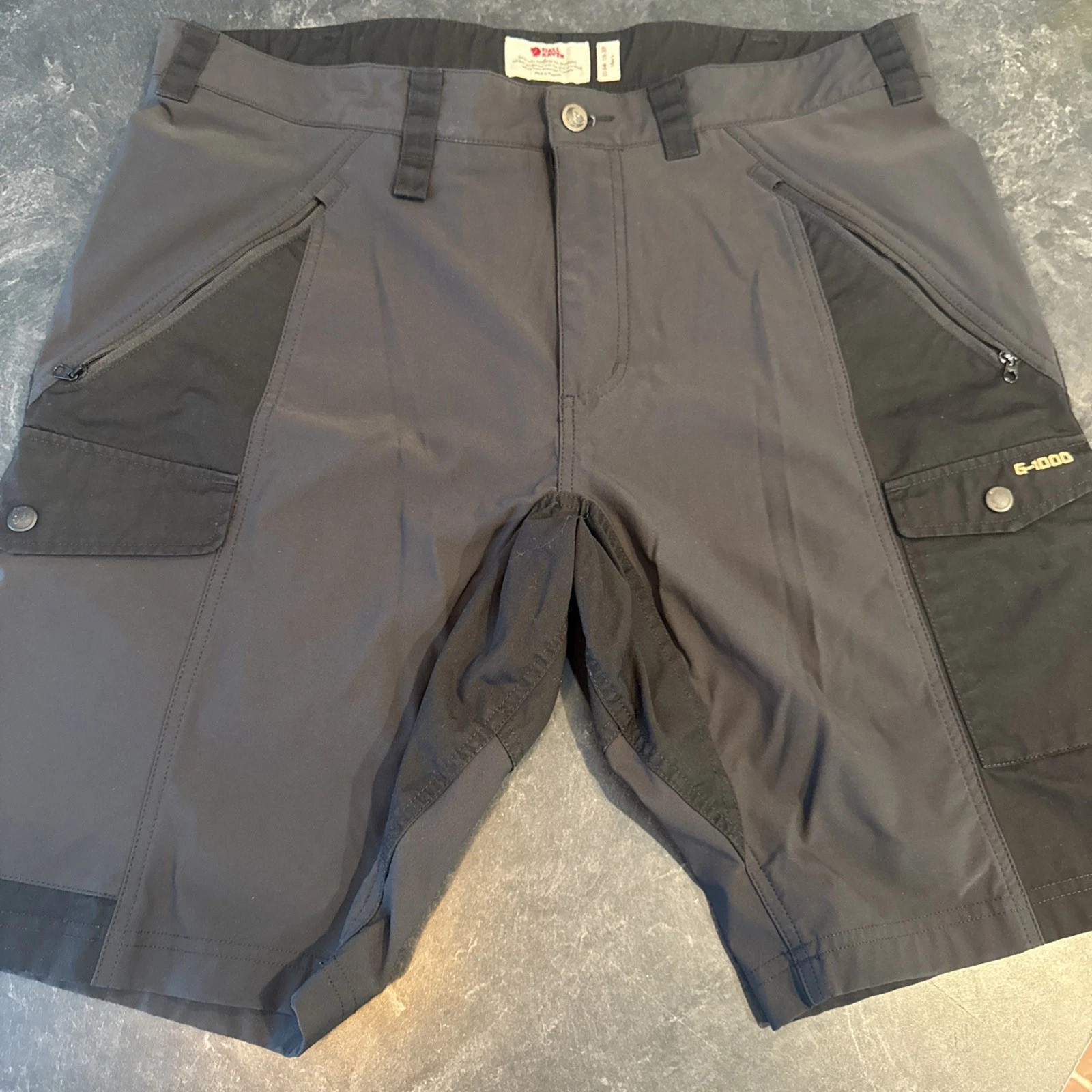 Fjällräven Abisko Hiking Shorts Mens Medium G-1000 Cargo Pocket 11" Size us:37
Opens in a new window
