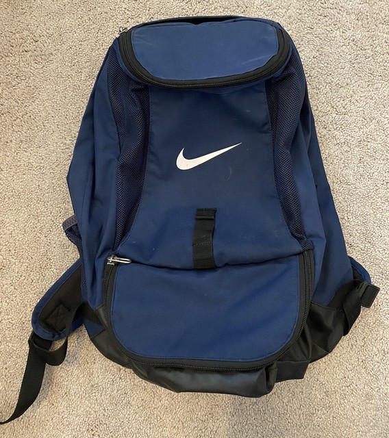 nike football bag