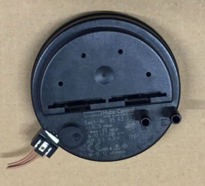Huba Control 401.99005 Sach-Nr. 9563333 Drucktransmitter Gebraucht E 1857