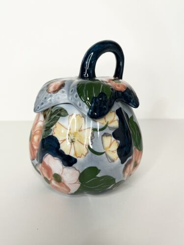 Poignée à tige incurvée en céramique citrouille florale en forme de citrouille Andrea by Sadek fabriquée à la main - Photo 1 sur 9