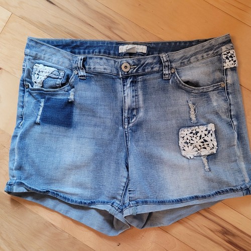 Denim Stretch Jean Shorts Blue with Lace patches Est 1946 size 16W | eBay