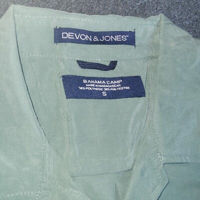 Men's Devon & Jones Isla Bahama Camp Collared Button Down T-Shirt Green Small