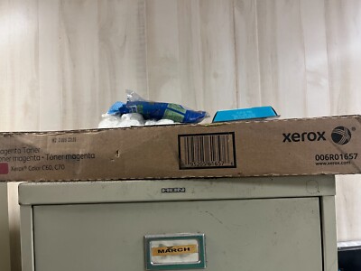 Genuine Xerox Color C60/C70/EC70/ETC.. Magenta Toner Cartridge 006R01657 sealed