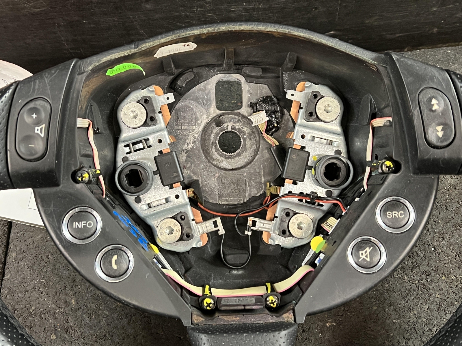 03-07 MASERATI QUATTROPORT STEERING WHEEL W/ MULTIFUNCTION CONTROLS
