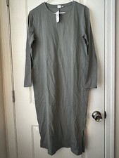 Gap Women’s Crewneck Midi Dress Size Medium  Petite Green NWT