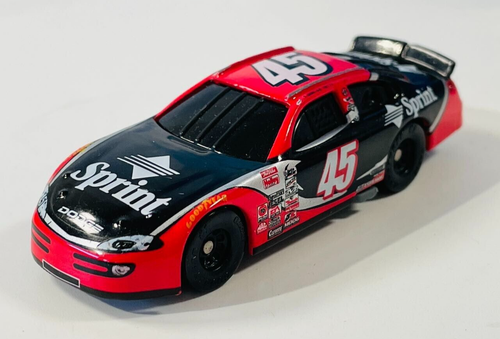 General Mills Sprint PCS #45 Kyle Petty Dodge Intrepid 1/64 Diecast NASCAR