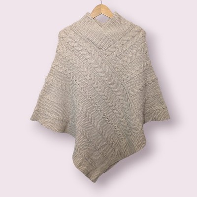 AranCrafts Ireland Poncho M/L Parsnip Cable Knit Merino Wool Cottagecore
