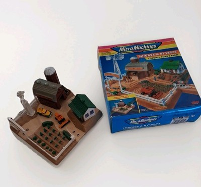 Micro Machines Hiways & Byways Colonel Cobbs Farm, Mähdrescher & LKW 