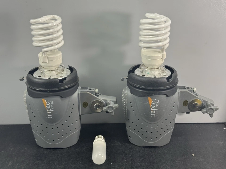 2 студийных стробоскопических монолита Impact VSD-300 с 2 комплектами ламп TCP ПРОВЕРЕННЫЕ РАБОТЫ - Изображение 3 из 4