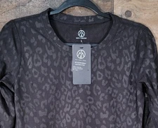 Move Theology Ribbed Long Sleeve Crop Top Leopard Print Athleisure Large