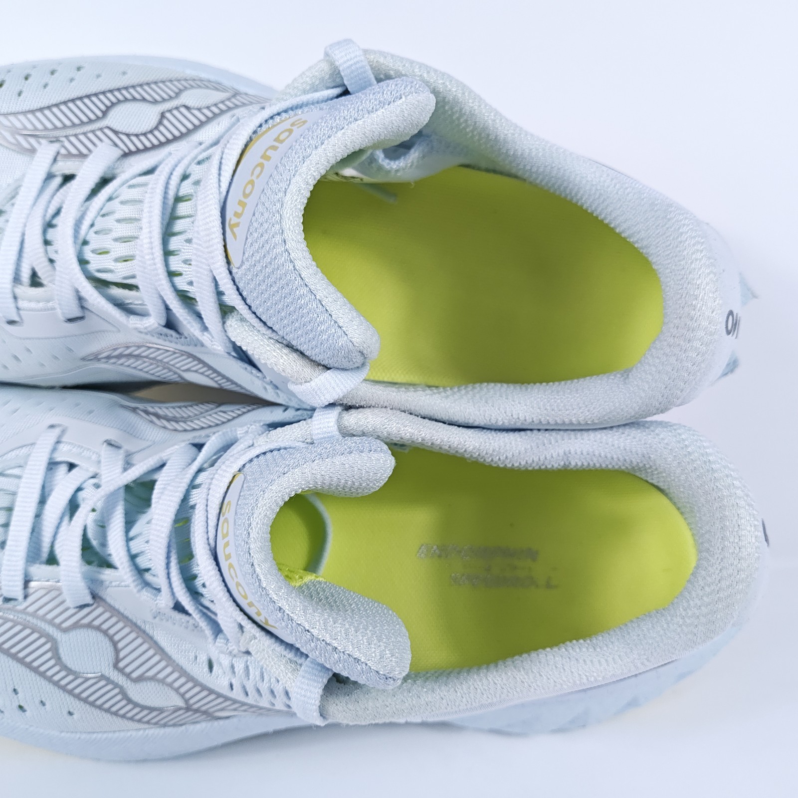 Saucony Endorphin Speed 4 Womens 10.5 Lightweight Road Running Shoes Blue thumbnail 13