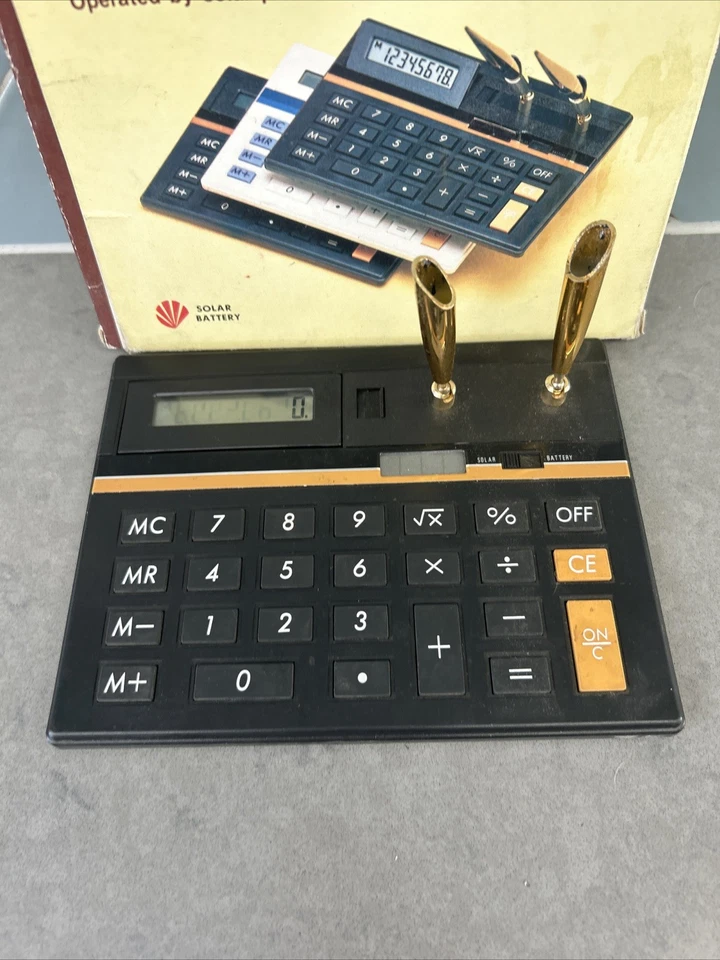 Vintage COBRA Dual Power Calculator Battery And Solar Powered - Image 3 of 4
