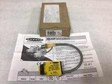 NEW, BANNER SM312CV2QDP MINI-BEAM DC OPERATED CONVERGENT MODE SENSORS, FREE SHIP