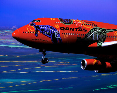 QANTAS AIRLINES BOEING 747-400 'WUNALA DREAMING' 8x10 GLOSSY PHOTO