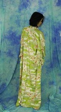 Beautiful Japanese Kimono MADE IN JAPAN made of Silk 61.4inch 156cm