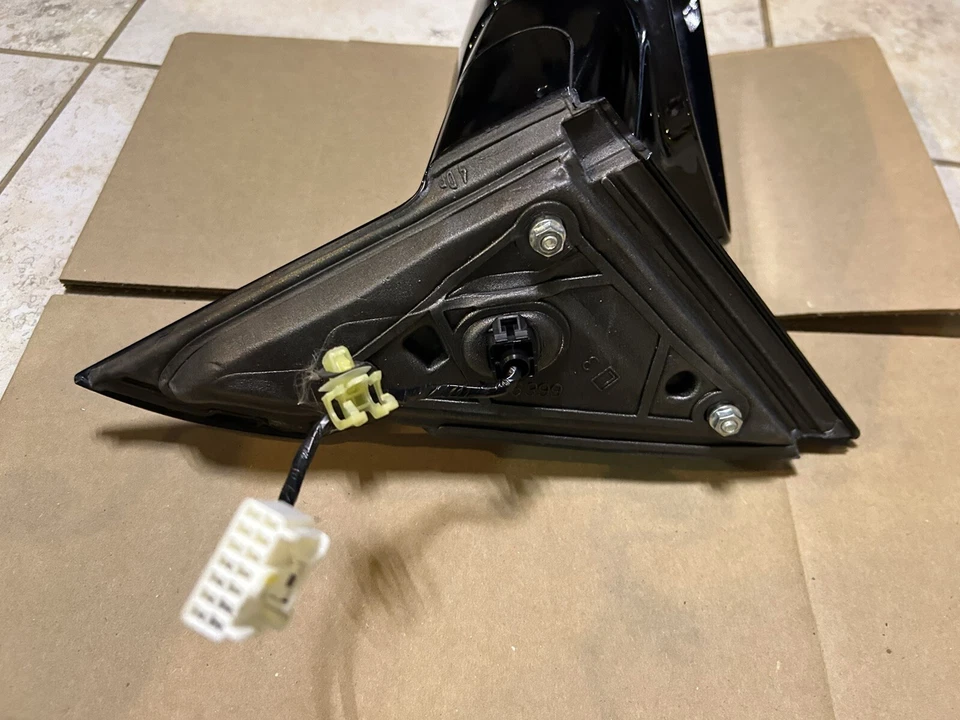 Espejo retrovisor eléctrico negro del lado izquierdo del conductor para Honda Accord 2013-2017. Foto 2 de 3