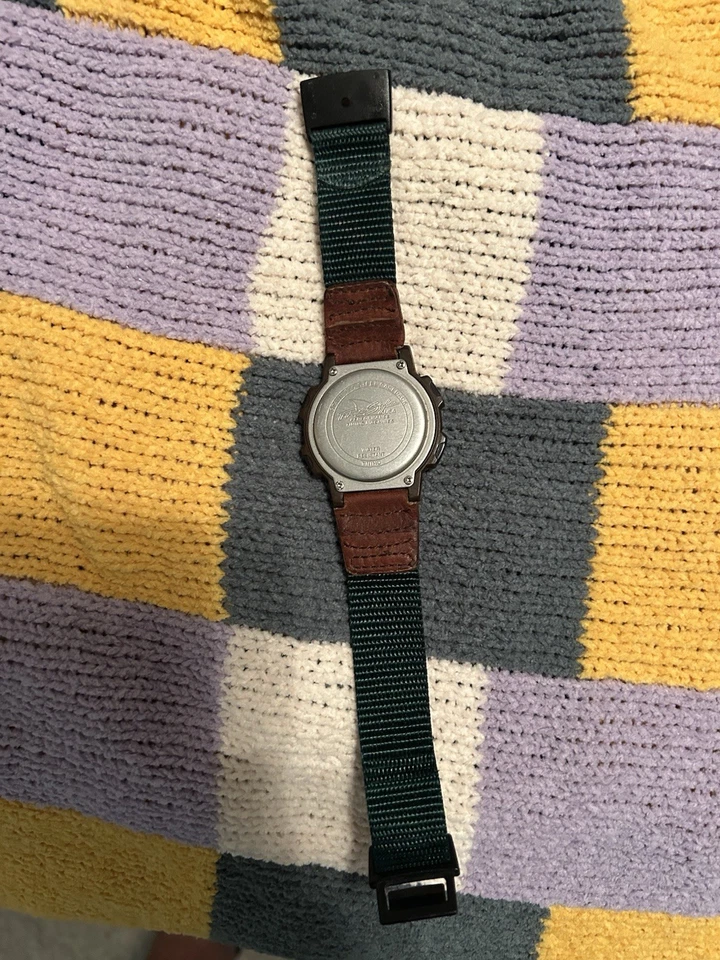 Reloj Shark Freestyle Digital Visión Nocturna Halcón Nocturno Batería Nueva Foto 3 de 3